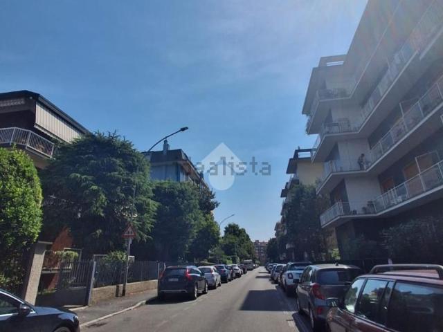 Appartamento in affitto di 105 m² in Via XXV Aprile, 6