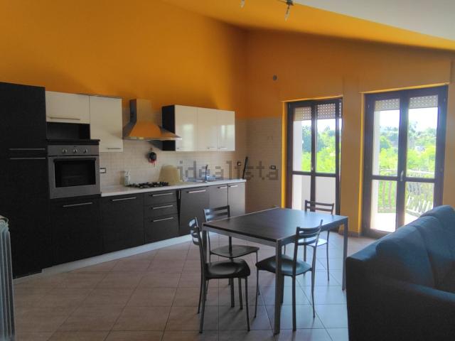Appartamento in affitto di 105 m² in Via Zoccolanti