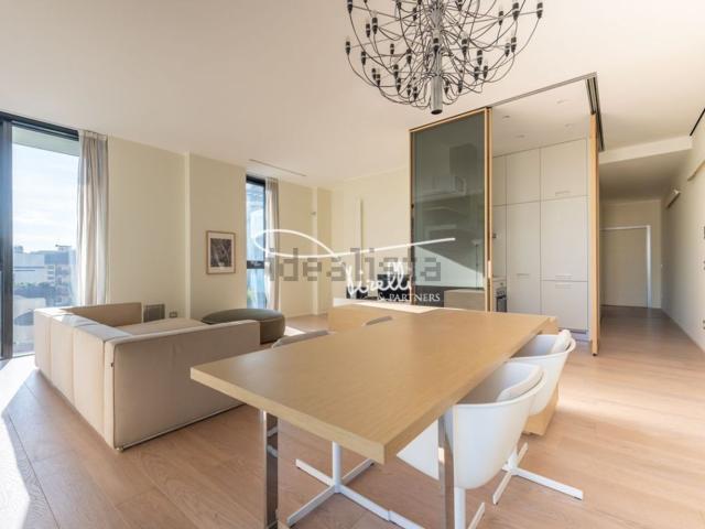 Appartamento in affitto di 105 m² in Viale della Liberazione, 15