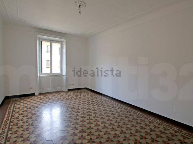 Appartamento in affitto di 106 m² in Via Giulio Cesare Procaccini