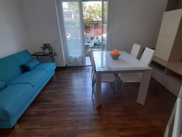 Appartamento in affitto di 106 m² in Via Moisè Loria, 58