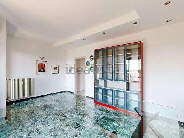 Appartamento in affitto di 106 m² in Via Paolo VI, 11
