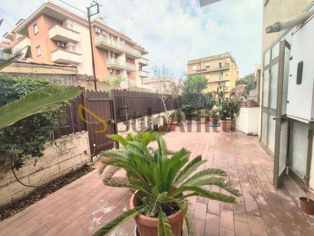 Appartamento in affitto di 106 m² in Viale Giacomo Matteotti, 126