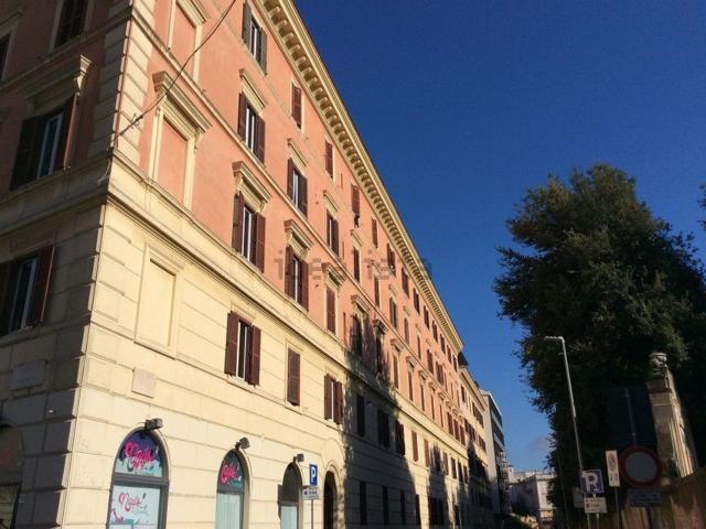 Appartamento in affitto di 107 m² in Via Adda, 21
