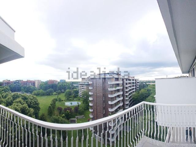 Appartamento in affitto di 107 m² in Via John Fitzgerald Kennedy, 19
