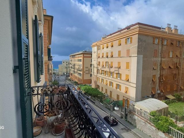 Appartamento in affitto di 107 m² in Via Leonardo Cocito