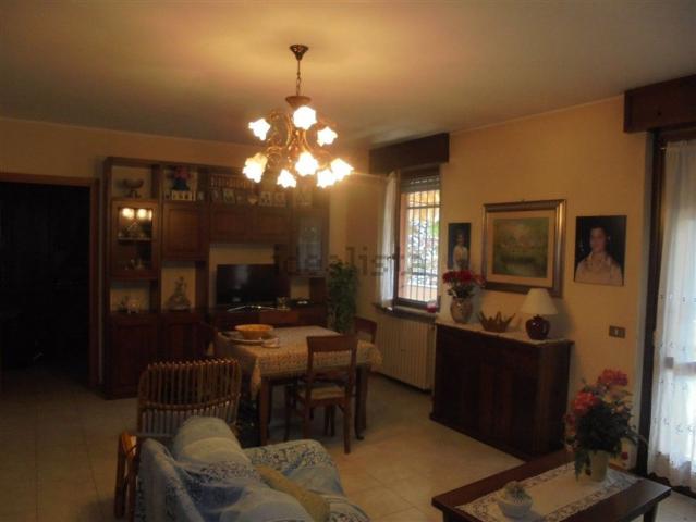 Appartamento in affitto di 107 m² in Via Martiri Liberta, 34