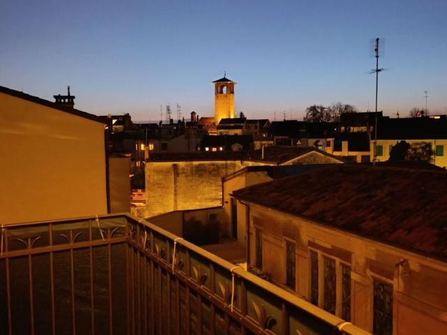 Appartamento in affitto di 107 m² in Via Rudena, 37