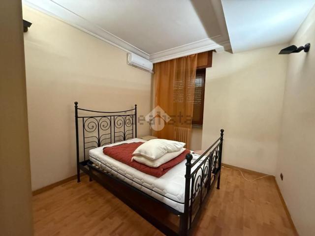 Appartamento in affitto di 107 m² in Viale Dante, 154