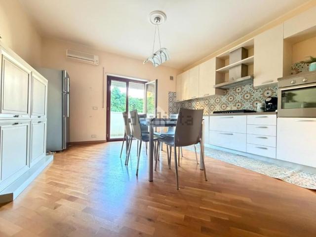 Appartamento in affitto di 108 m² in Via Soccorso, 6