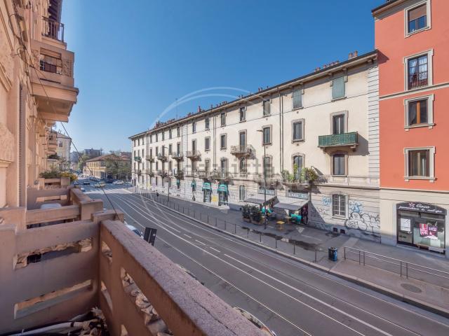 Appartamento in affitto di 109 m² in Via Giuseppe Meda, 37