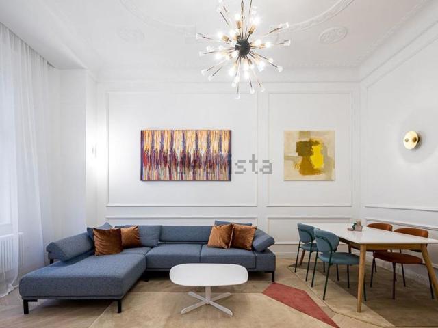 Appartamento in affitto di 109 m² in Via Porlezza