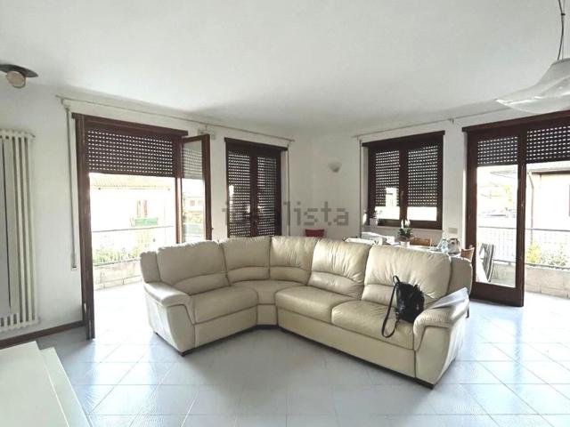 Appartamento in affitto di 110 m²