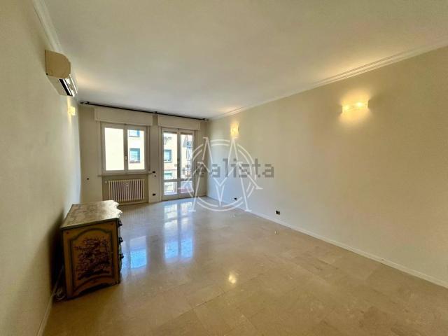 Appartamento in affitto di 110 m²