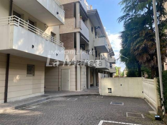 Appartamento in affitto di 110 m²