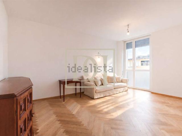 Appartamento in affitto di 110 m² in Via Cadore, 21