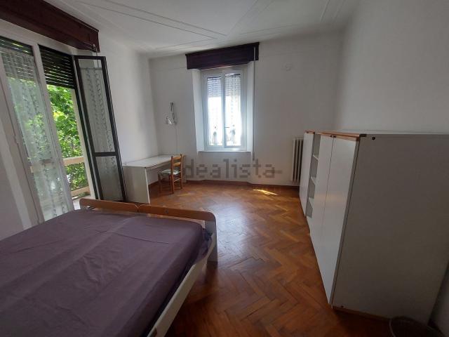 Appartamento in affitto di 110 m² in Via Amato Furlotti, 8