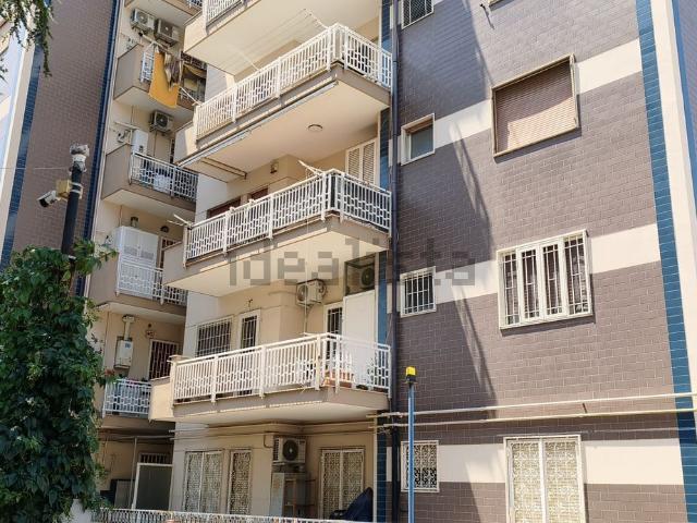 Appartamento in affitto di 110 m² in Via Alessandro Manzoni, 198