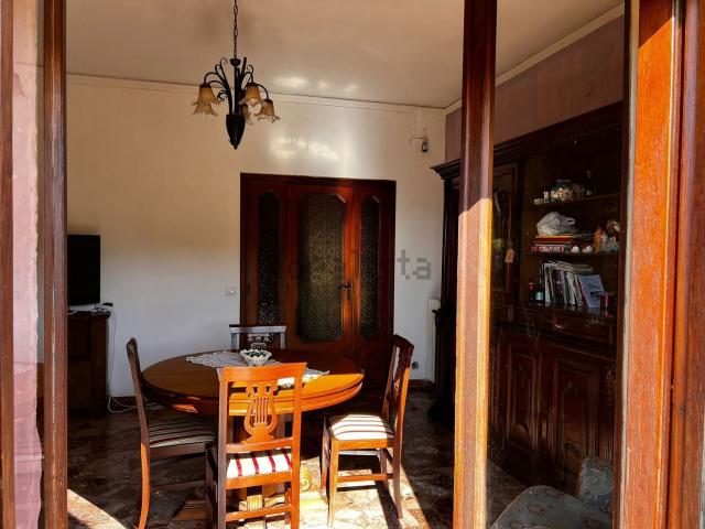 Appartamento in affitto di 110 m² in Via Alighieri