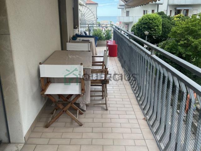 Appartamento in affitto di 110 m² in Via Aquileia