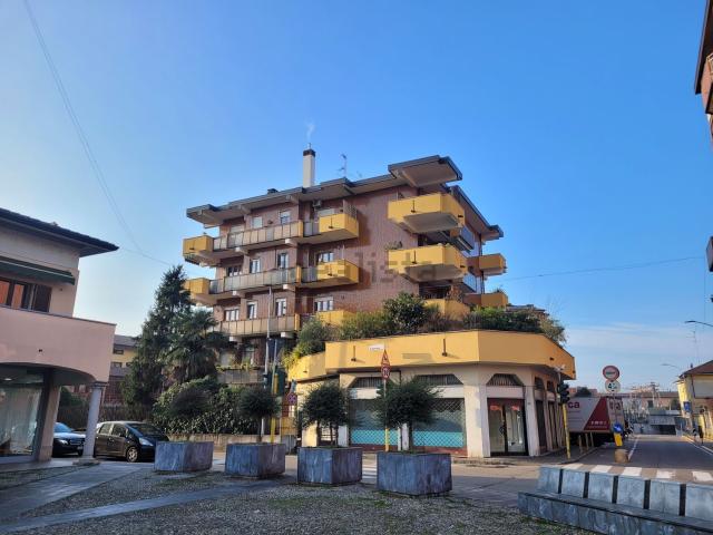 Appartamento in affitto di 110 m² in Via Gattinoni, 11