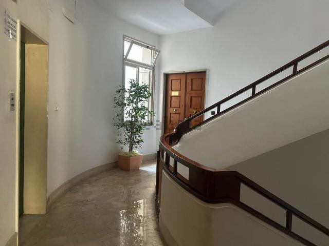 Appartamento in affitto di 110 m² in Via Generale Armando Diaz