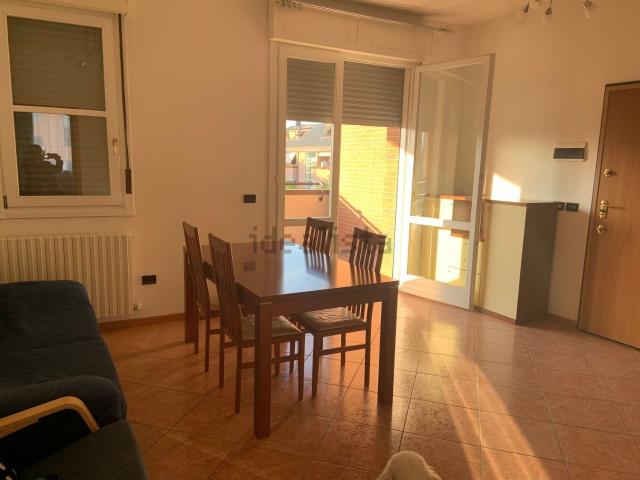 Appartamento in affitto di 110 m² in Via Giuseppe Dossetti
