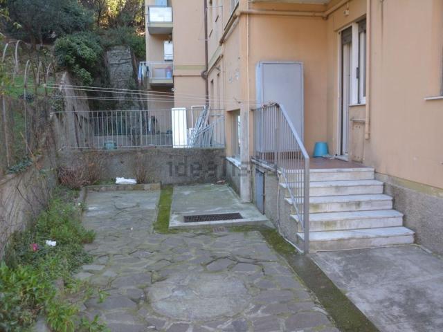 Appartamento in affitto di 110 m² in Via Giovanni Amarena