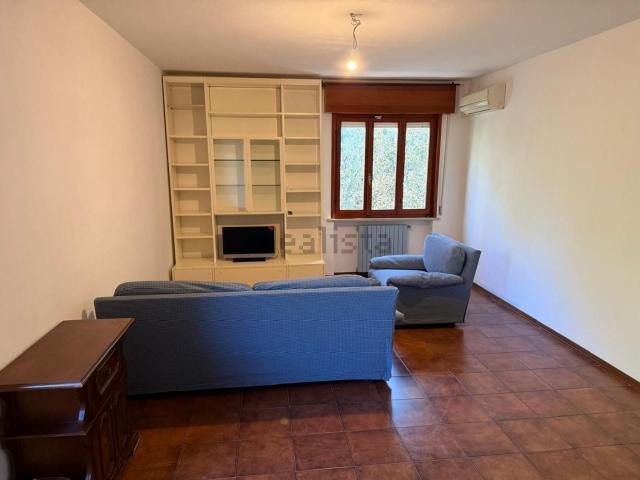 Appartamento in affitto di 110 m² in Via della Bonifica