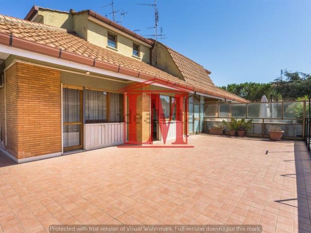 Appartamento in affitto di 110 m² in Via Deruta