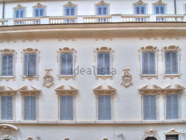 Appartamento in affitto di 110 m² in Via di Sant&apos Agata de Goti