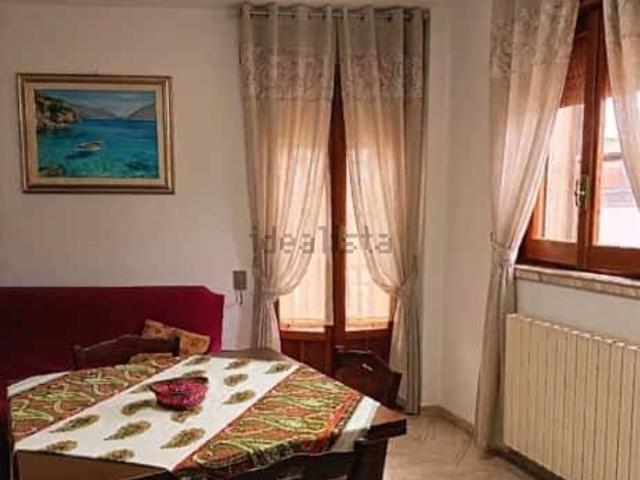 Appartamento in affitto di 110 m² in Via Egnatia, 2