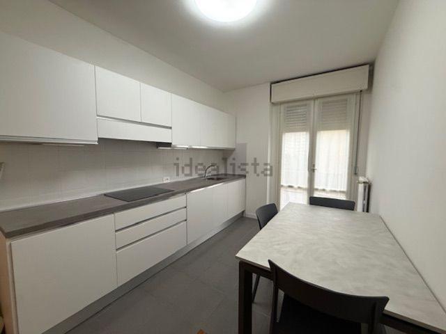 Appartamento in affitto di 110 m² in Via Elia Rainusso