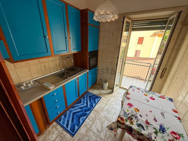 Appartamento in affitto di 110 m² in Via Firenze, 27