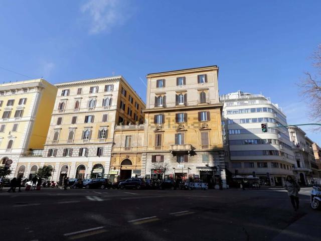 Appartamento in affitto di 110 m² in Via Flavia, 93