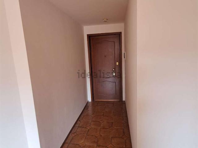 Appartamento in affitto di 110 m² in Via Jacopo della Quercia, 1