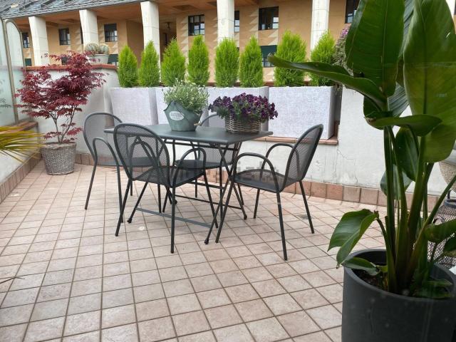 Appartamento in affitto di 110 m² in Via Jacopo Palma il Vecchio, 18