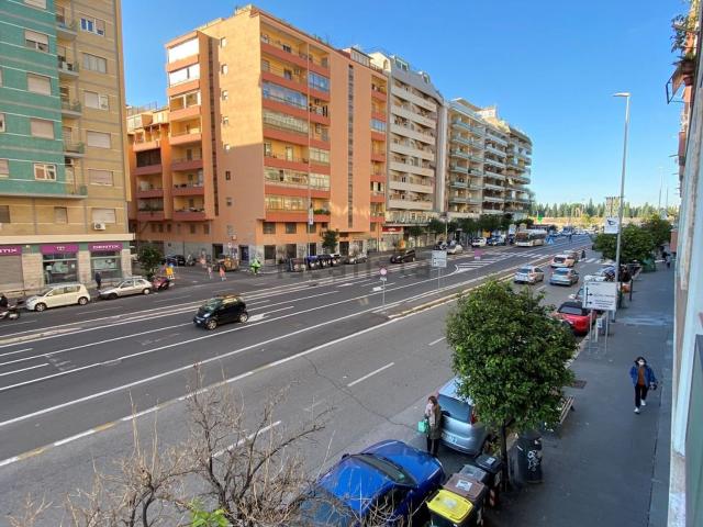 Appartamento in affitto di 110 m² in Via Olindo Malagodi, 5