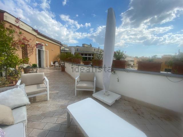 Appartamento in affitto di 110 m² in Via Lima