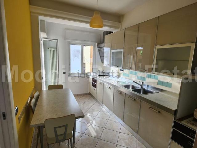 Appartamento in affitto di 110 m² in Via Ludovico Ricciardelli