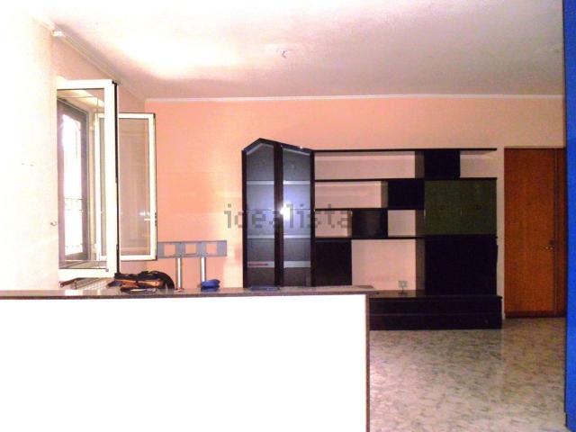 Appartamento in affitto di 110 m² in Via Nazario Sauro