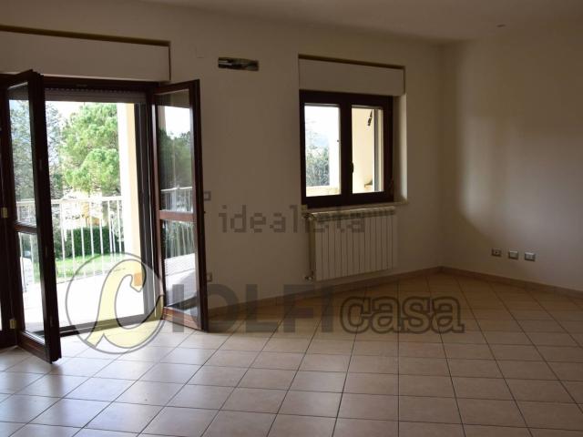 Appartamento in affitto di 110 m² in Via Sant&apos Antonio, 5