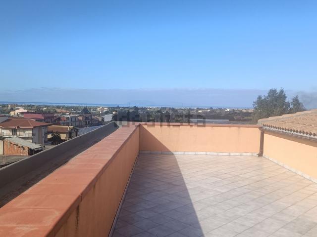 Appartamento in affitto di 110 m² in Via statale oreto, 134