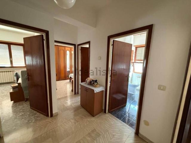 Appartamento in affitto di 110 m² in Via Pontinia, 100