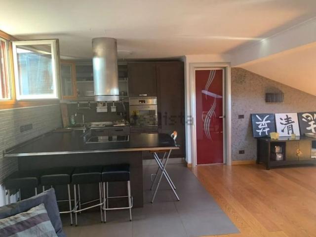 Appartamento in affitto di 110 m² in Via Pasquale Baffi