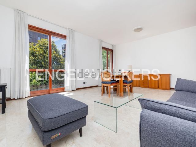 Appartamento in affitto di 110 m² in Via Pietro Redaelli, 110