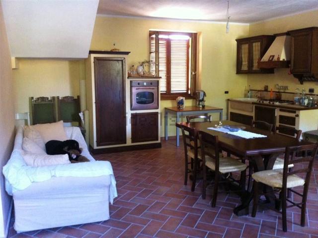 Appartamento in affitto di 110 m² in Via Rancole