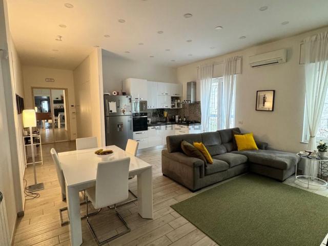 Appartamento in affitto di 110 m² in Via Tasso