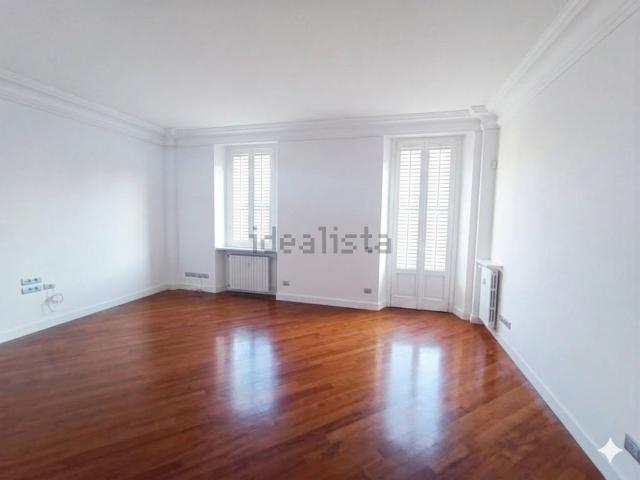 Appartamento in affitto di 110 m² in Via Tiziano