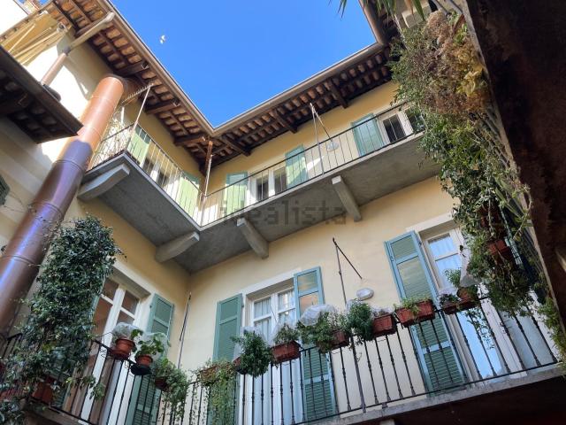 Appartamento in affitto di 110 m² in Via Vittorio Emanuele II, 32
